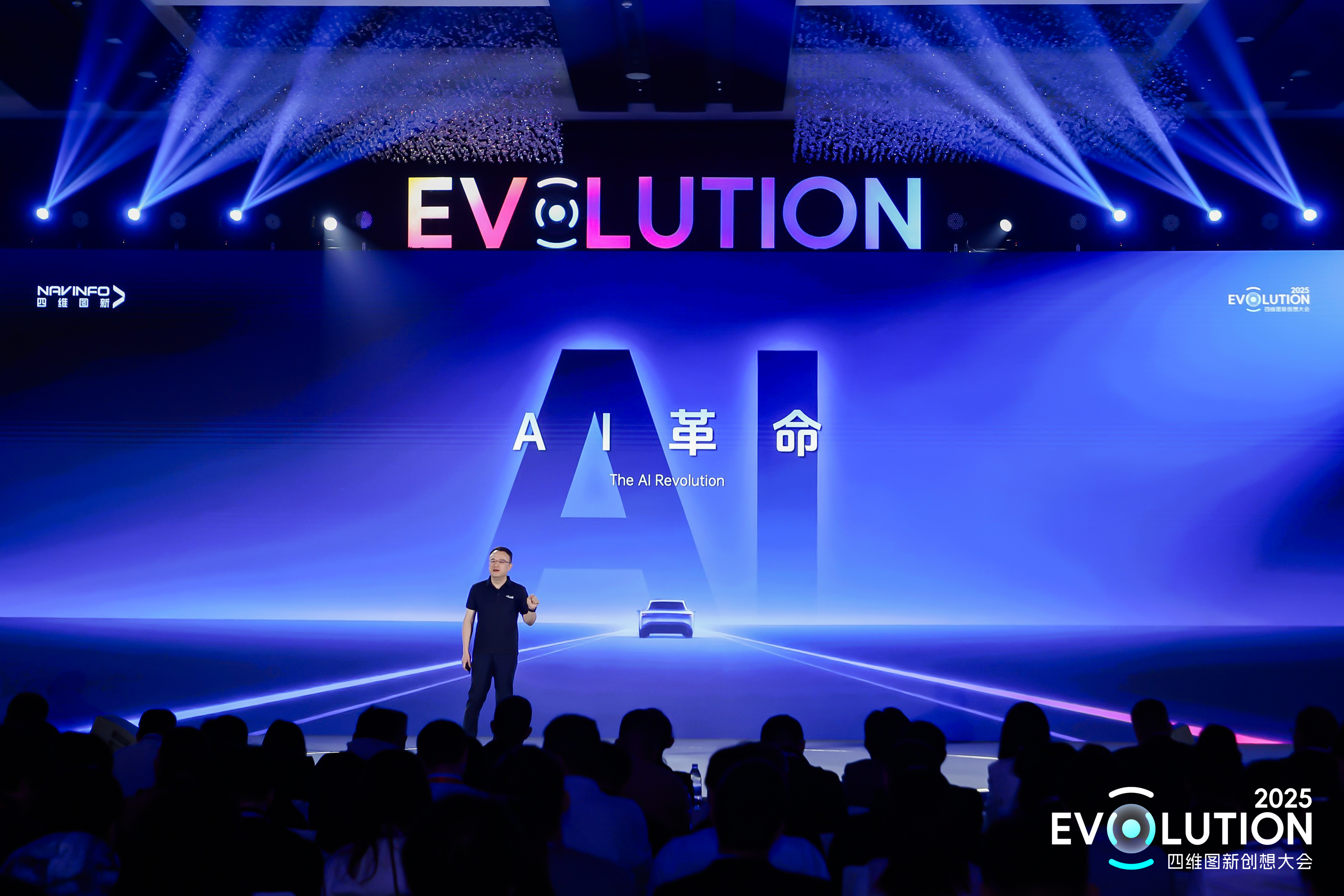 ������ | AI���������ܻ��Ľ�֯���롪��������LIVEԲ������